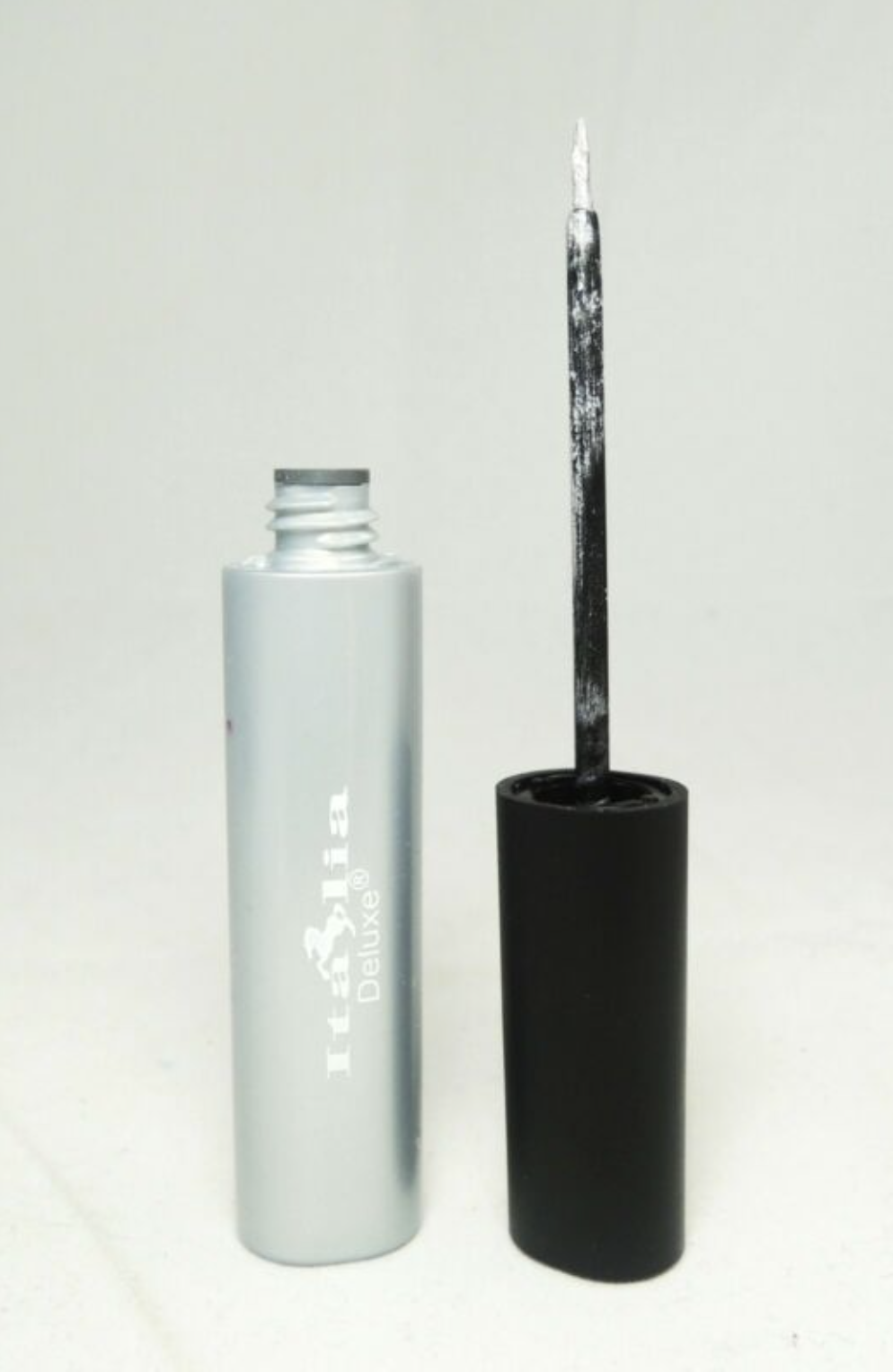 
                  
                    ITALIA LIQUID LINERS
                  
                